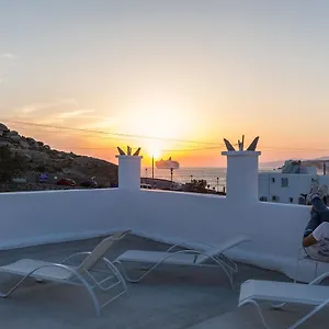 Alexandra Mykonos Port Grecia